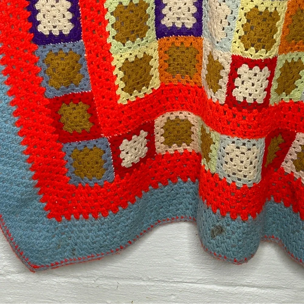 Vintage Colorful Granny Square Crochet Afghan Throw Blanket Multicolor 67 x 42
